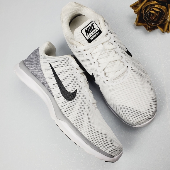 Nike Training Women's In Season TR 6, size 7 - Picture 1 of 16